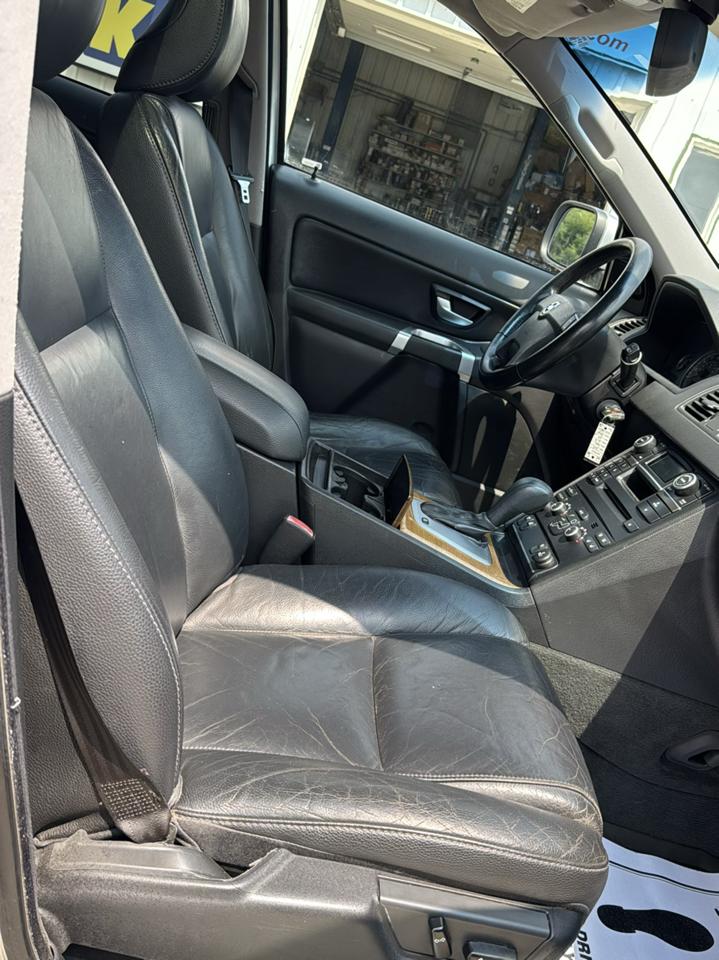 Volvo XC90 AWD 4dr I6 w/Snrf/3rd Row 2007