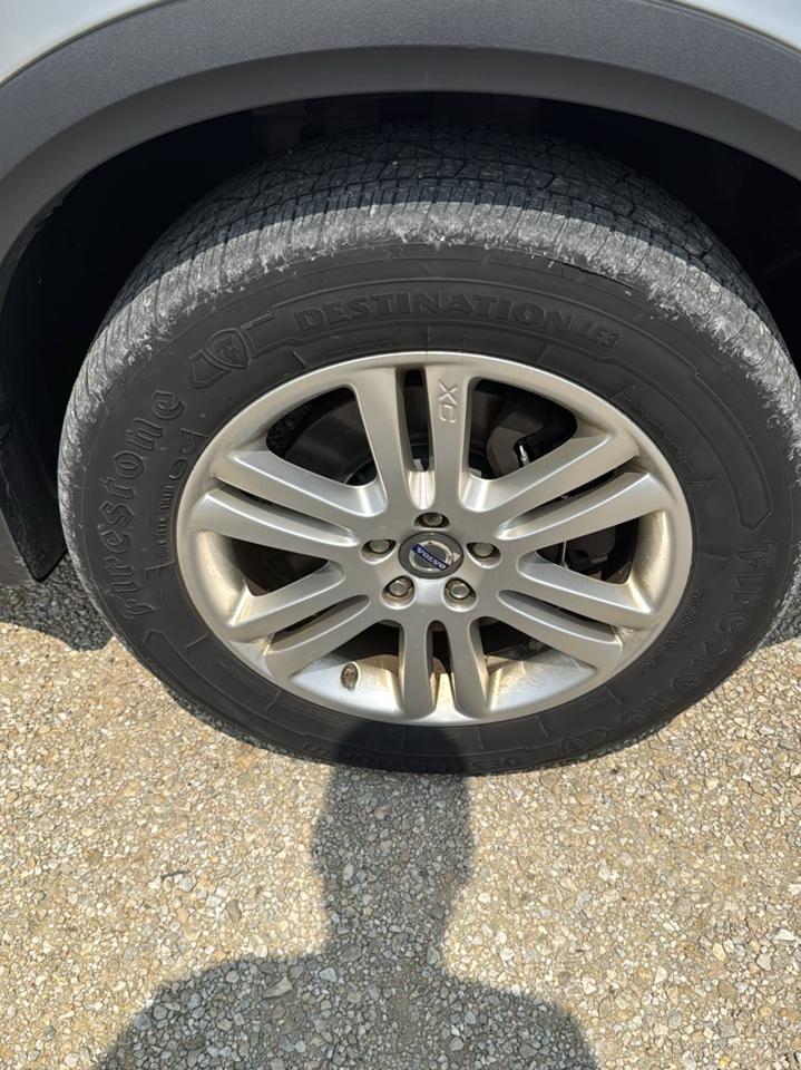 Volvo XC90 AWD 4dr I6 w/Snrf/3rd Row 2007