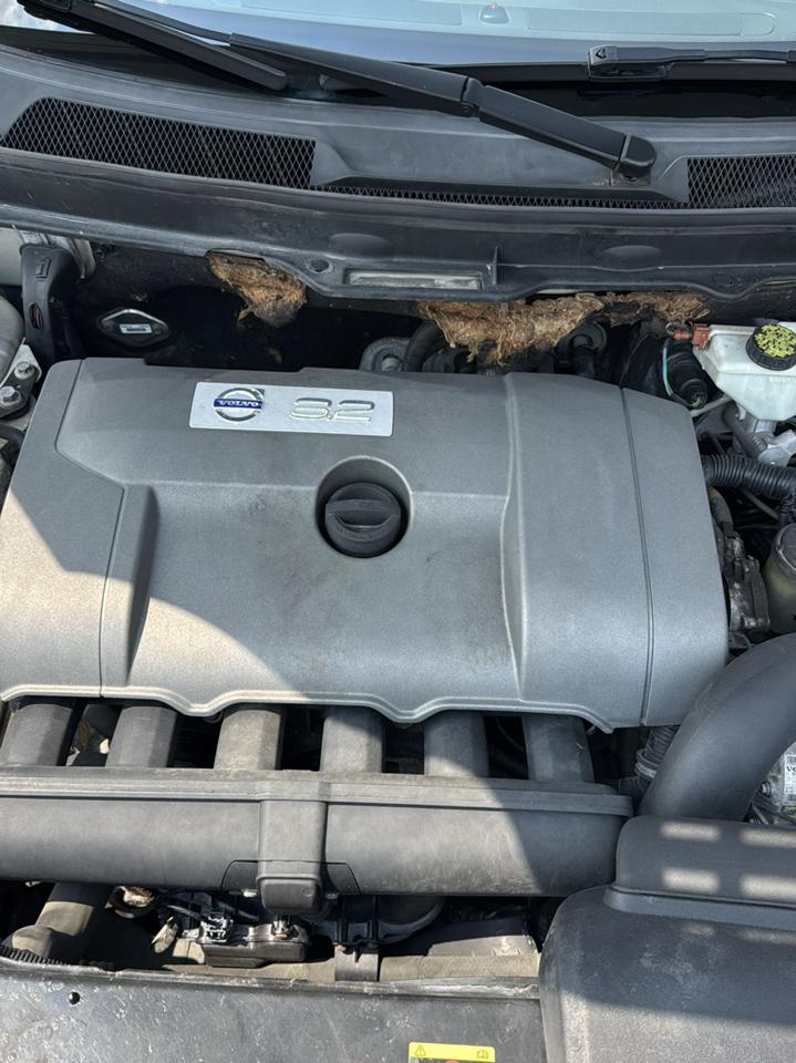 Volvo XC90 AWD 4dr I6 w/Snrf/3rd Row 2007