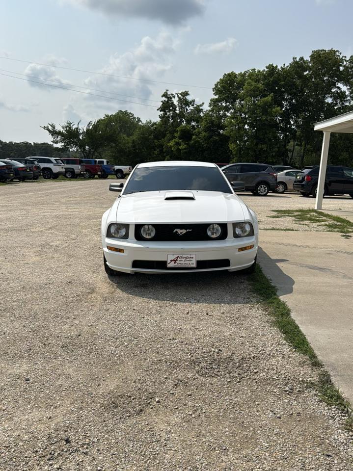 Ford Mustang 2dr Cpe GT Deluxe 2007