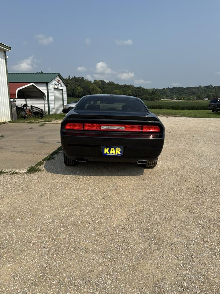 Dodge Challenger 2dr Cpe R/T 2010