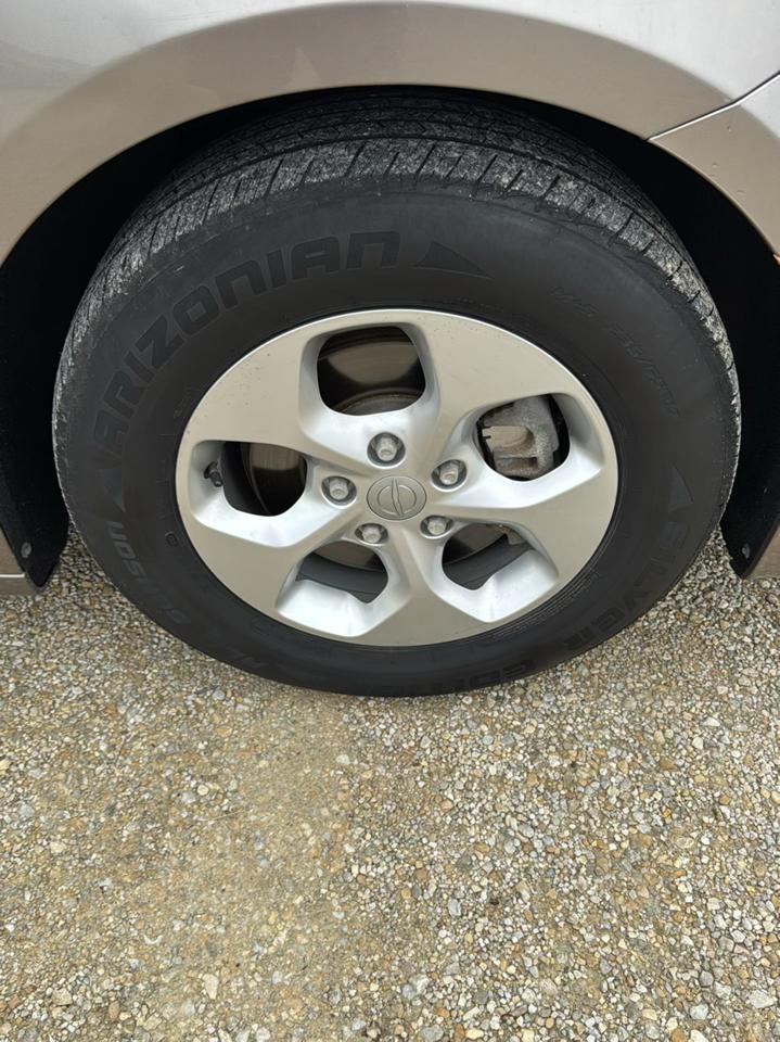 Chrysler Pacifica Touring-L Plus FWD 2017