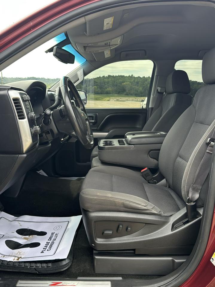 Chevrolet Silverado 1500 4WD Crew Cab 143.5" LT w/2LT 2017