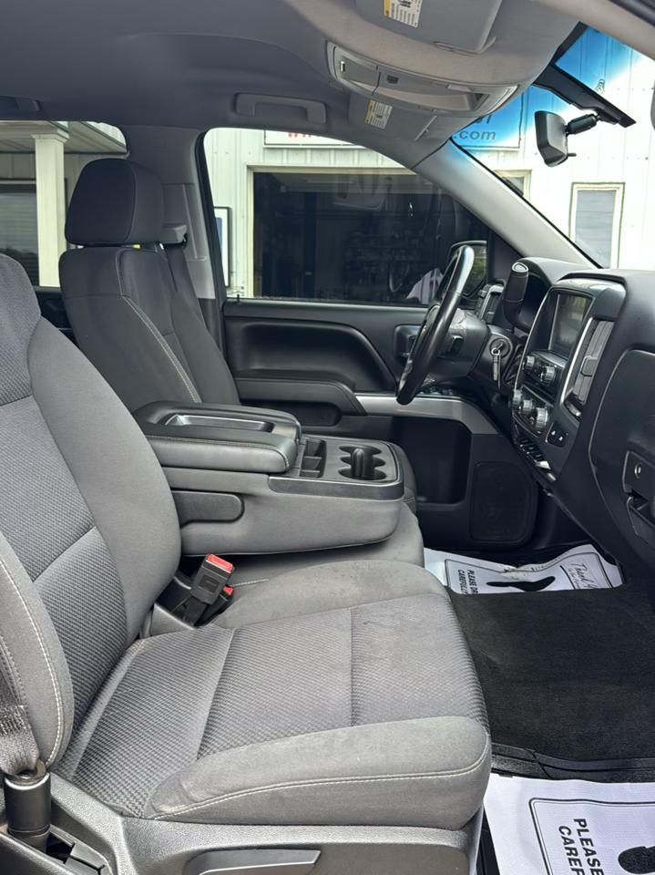 Chevrolet Silverado 1500 4WD Crew Cab 143.5" LT w/2LT 2017