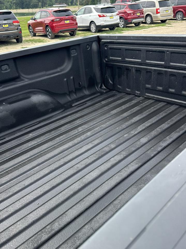 Chevrolet Silverado 1500 4WD Crew Cab 143.5" LT w/2LT 2017