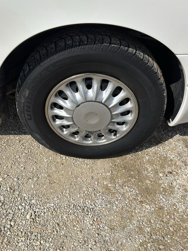 Buick LeSabre 4dr Sdn Custom 2005