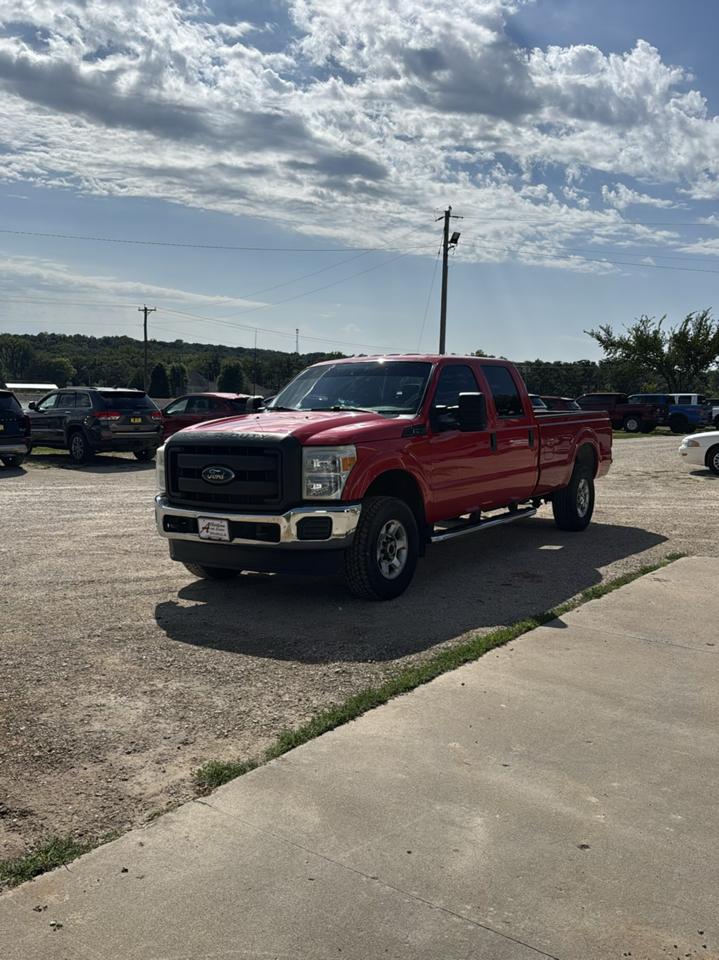 Ford Super Duty F-250 SRW XL 4WD Crew Cab 8' Box 2016