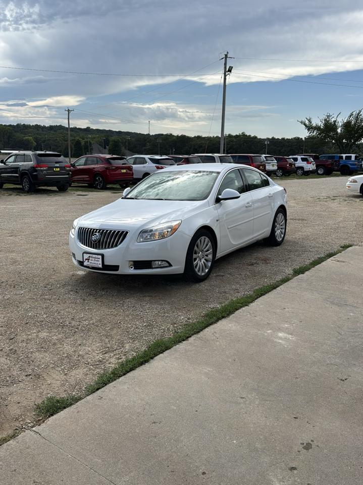 Buick Regal 4dr Sdn CXL RL3 (Russelsheim) *Ltd Avail* 2011