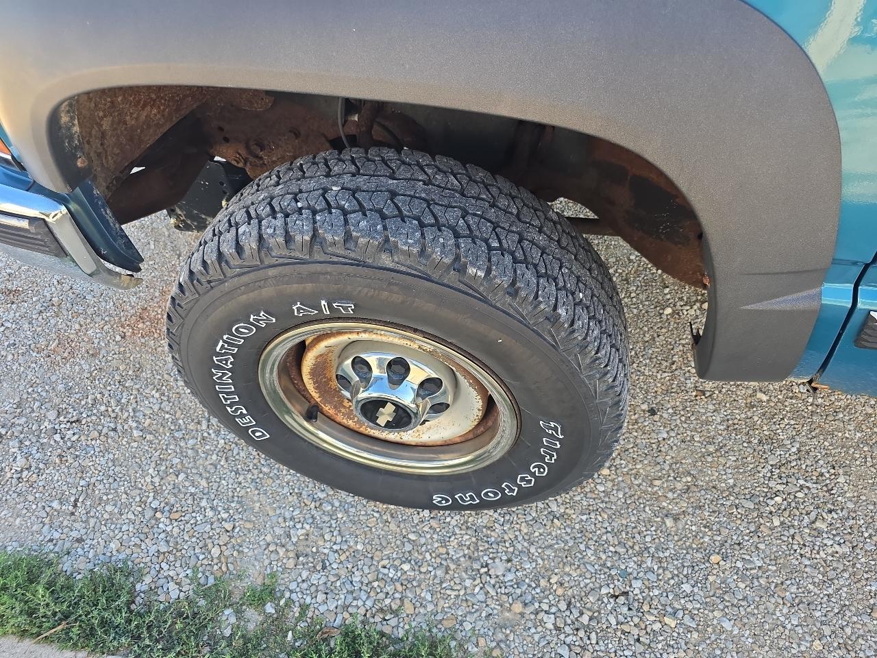 Chevrolet C/K 2500 HD Reg Cab 131.5" WB 4WD C6P 1998