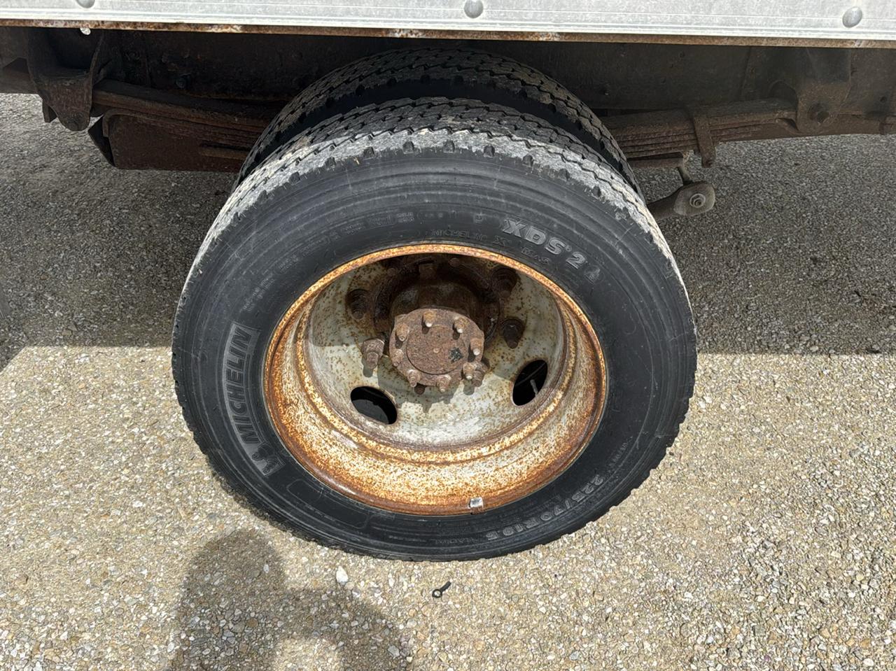 Chevrolet CC4500 Regular Cab 2WD 2009
