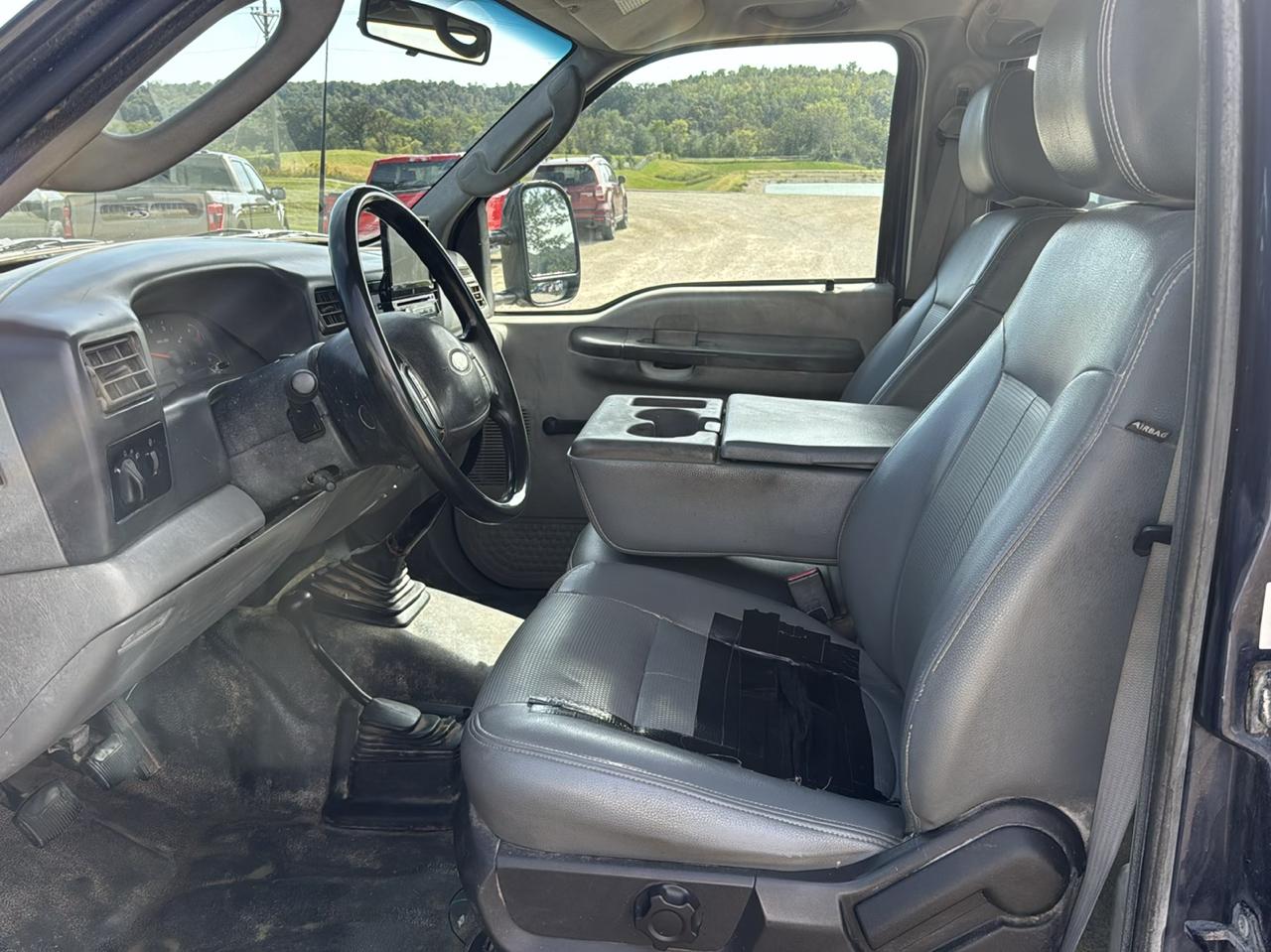 Ford Super Duty F-250 Crew Cab 156" King Ranch 4WD 2003