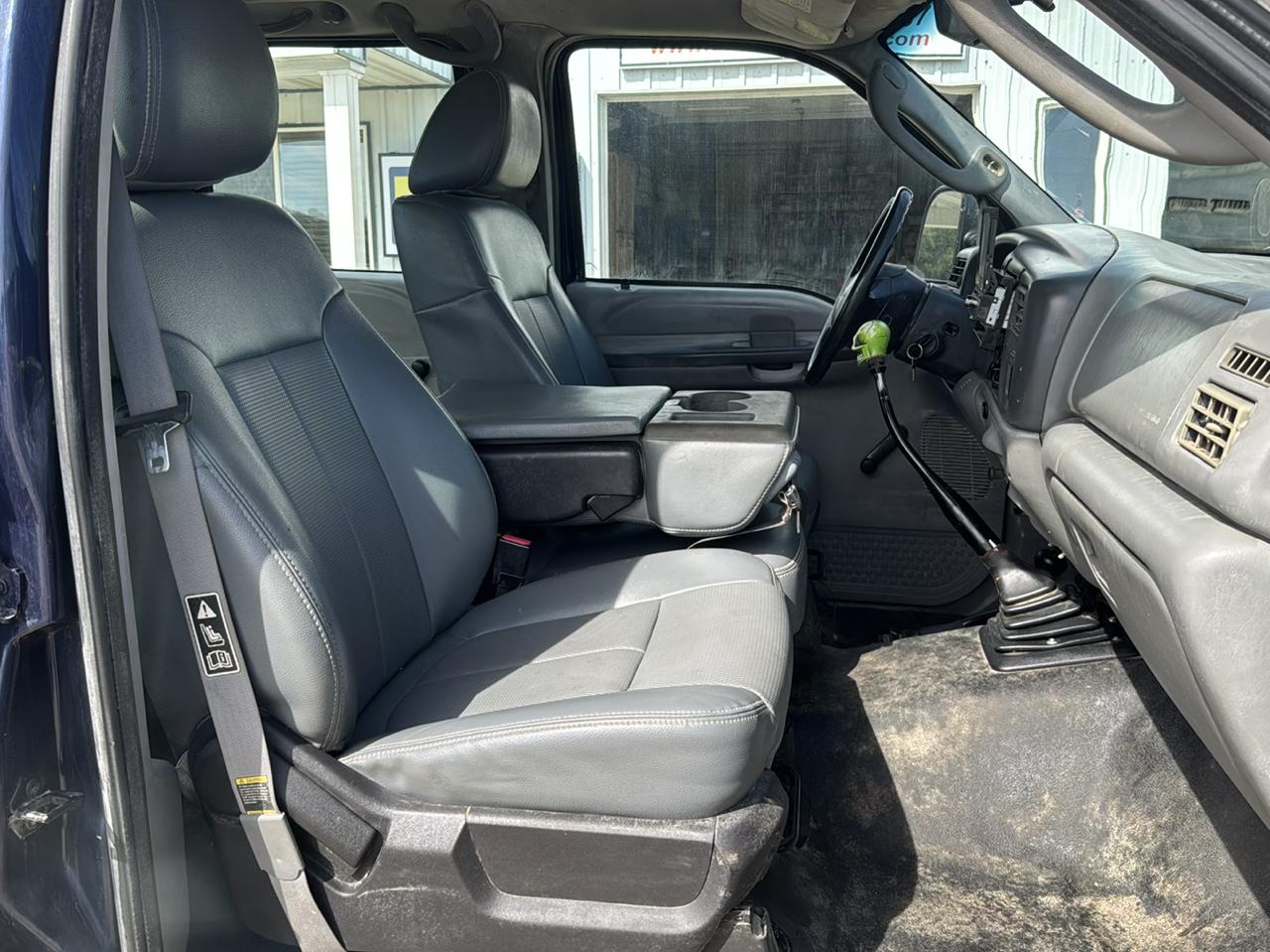Ford Super Duty F-250 Crew Cab 156" King Ranch 4WD 2003