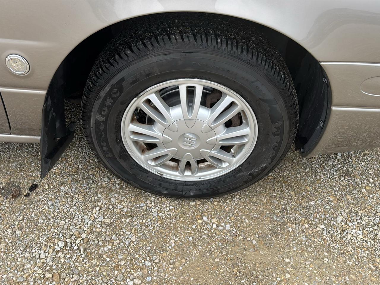 Buick LeSabre 4dr Sdn Custom 2004