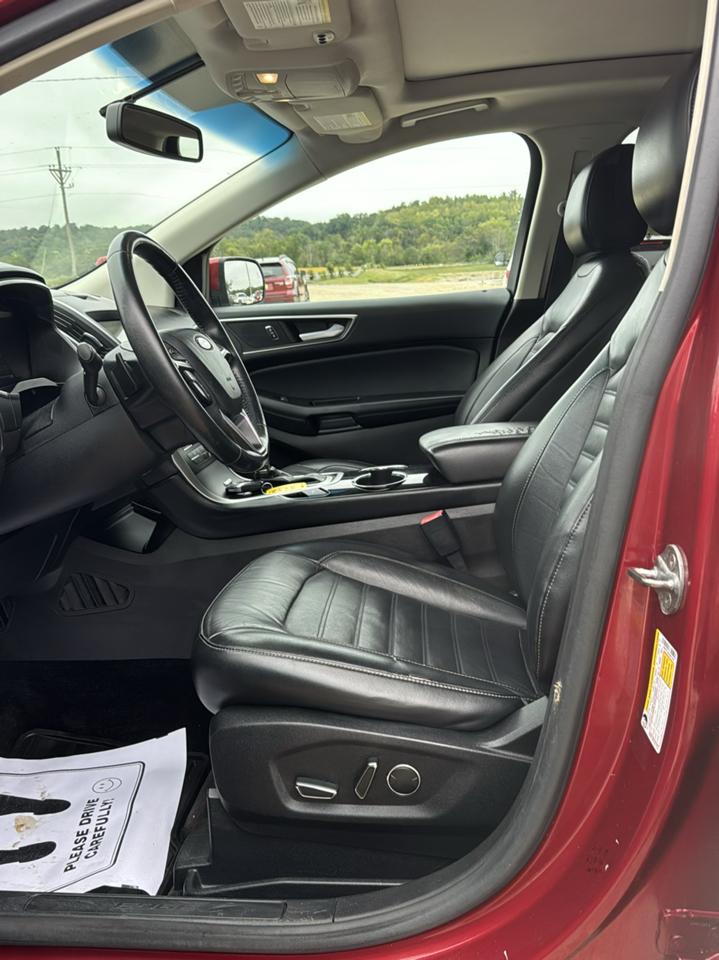 Ford Edge 4dr SEL AWD 2016