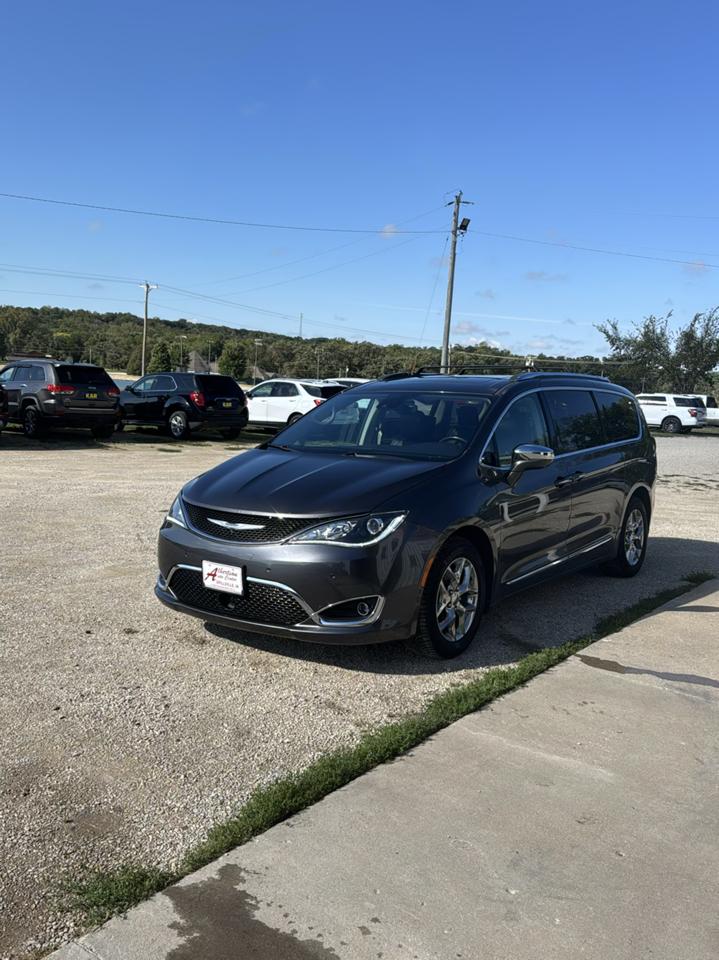 Chrysler Pacifica Limited FWD 2018