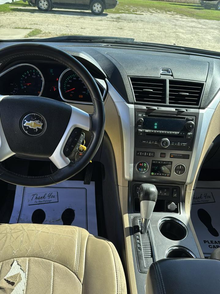 Chevrolet Traverse AWD 4dr LTZ 2011