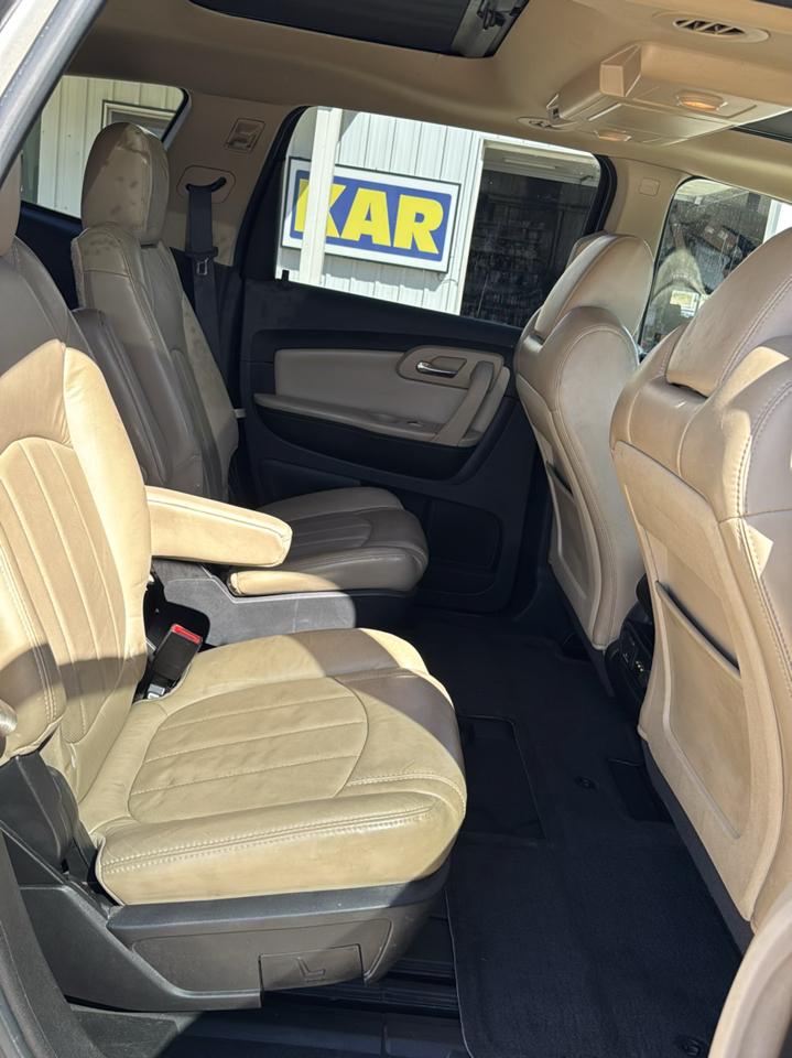 Chevrolet Traverse AWD 4dr LTZ 2011