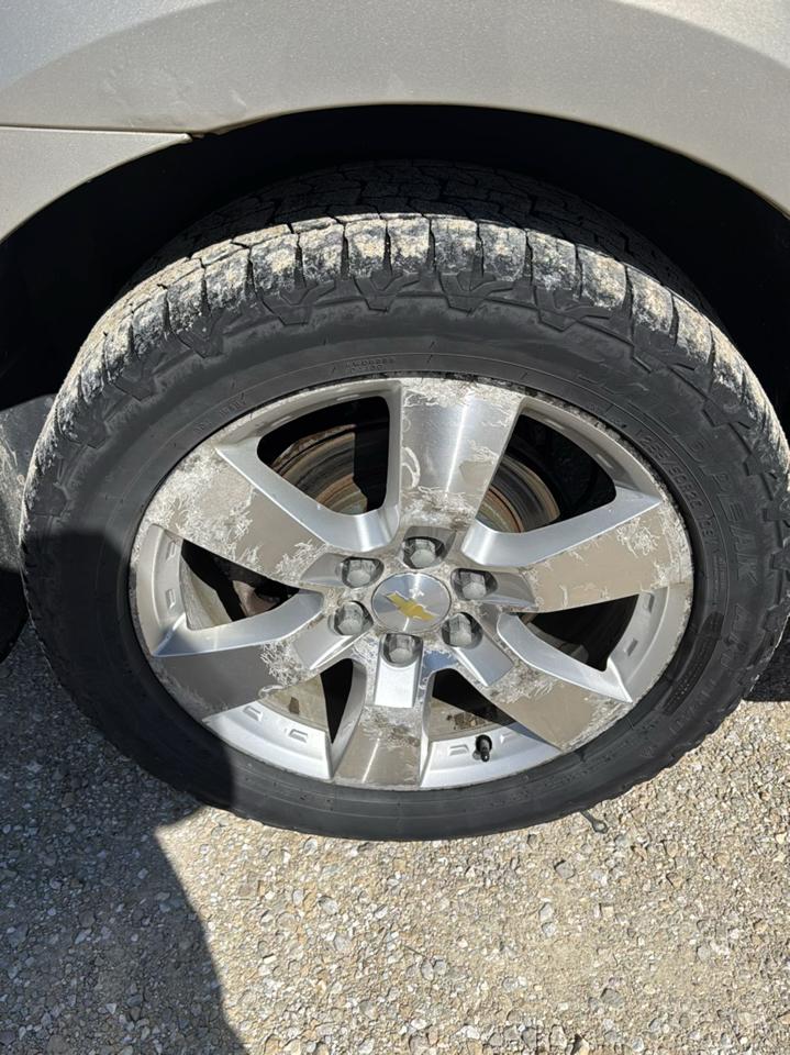 Chevrolet Traverse AWD 4dr LTZ 2011