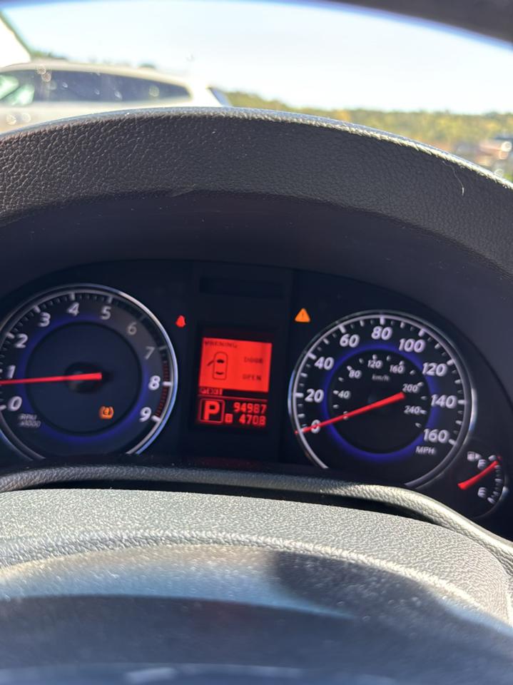 Infiniti G37 Sedan 4dr x AWD 2009