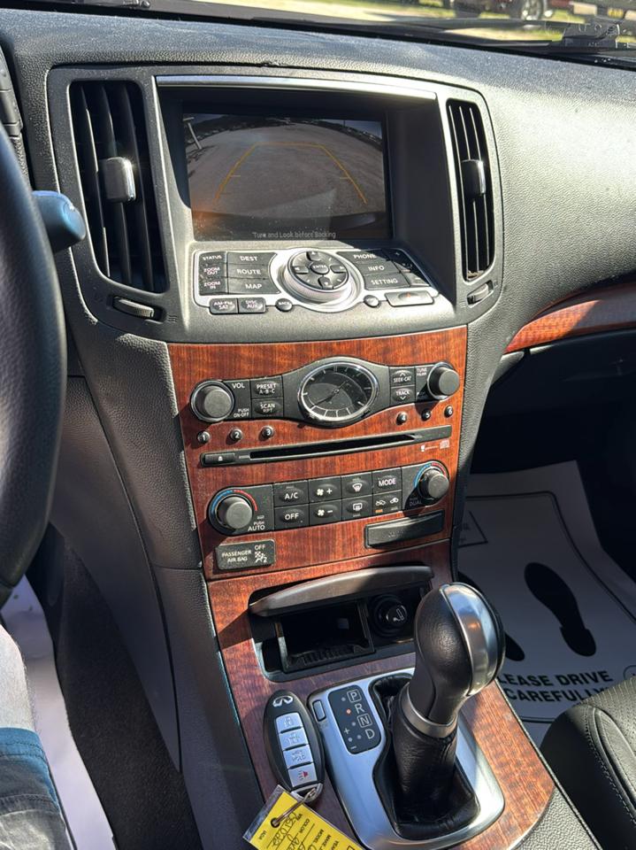 Infiniti G37 Sedan 4dr x AWD 2009