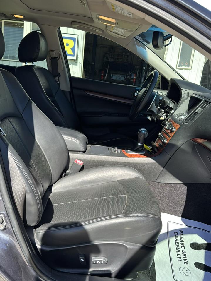 Infiniti G37 Sedan 4dr x AWD 2009