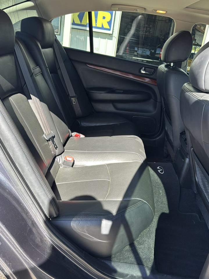 Infiniti G37 Sedan 4dr x AWD 2009