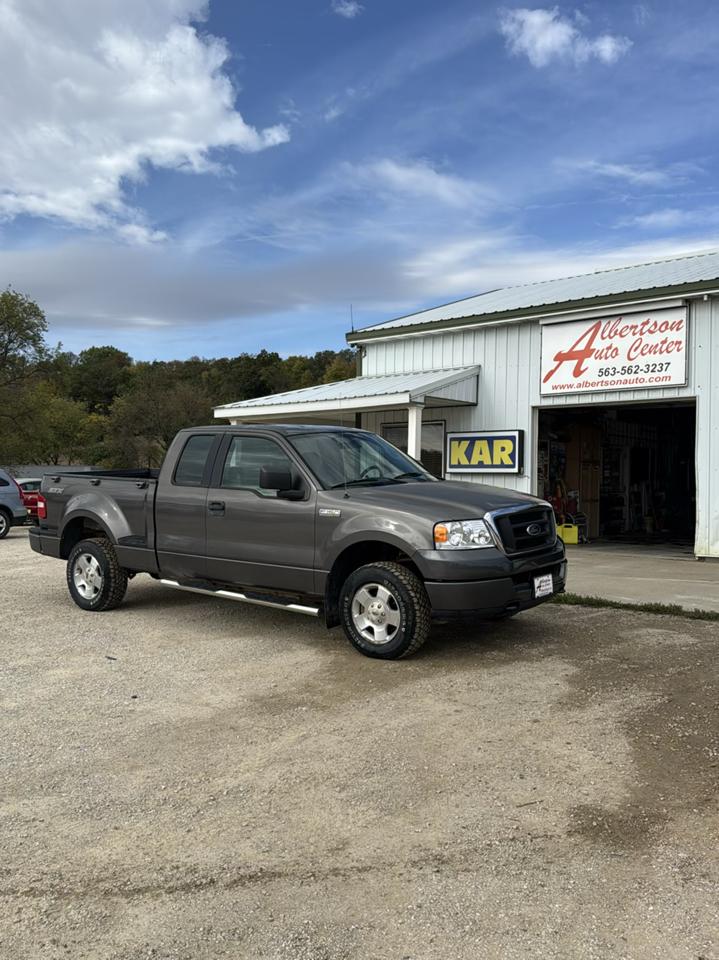 Ford F-150 STX SuperCab 4WD 2005