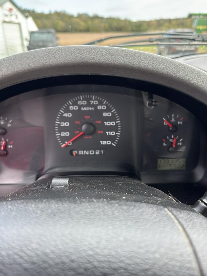Ford F-150 STX SuperCab 4WD 2005