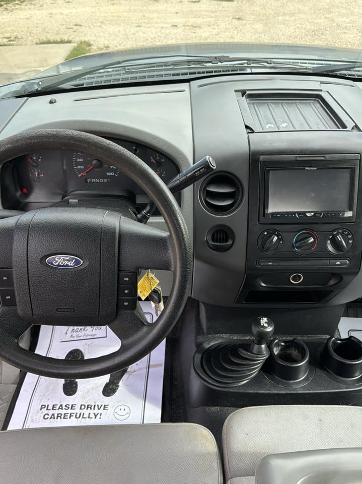 Ford F-150 STX SuperCab 4WD 2005