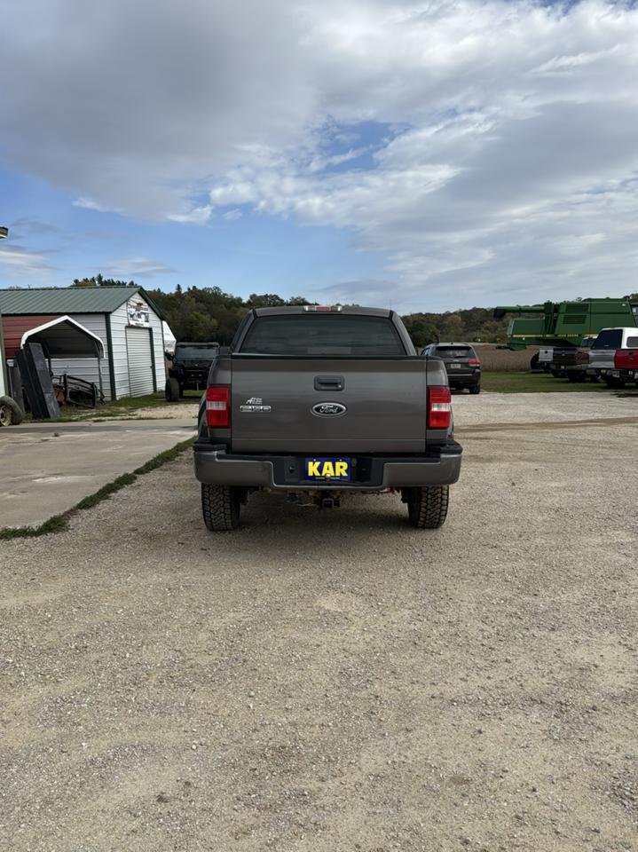 Ford F-150 STX SuperCab 4WD 2005
