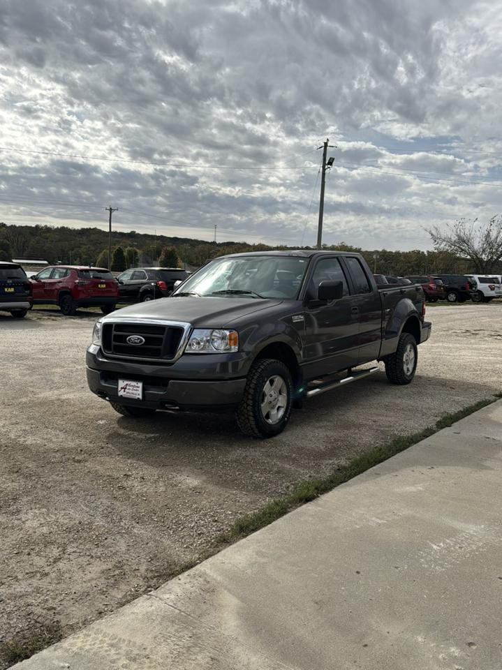 Ford F-150 STX SuperCab 4WD 2005