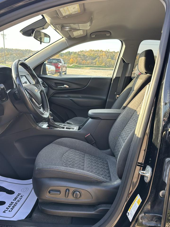 Chevrolet Equinox AWD 4dr LT w/1LT 2023