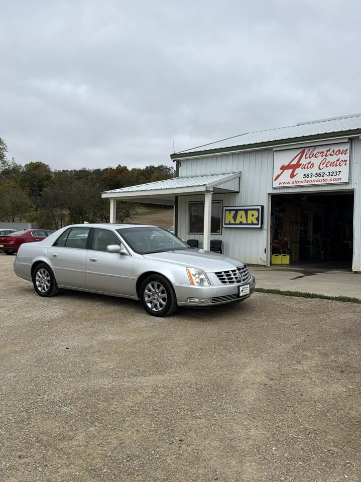 Cadillac DTS 4dr Sdn w/1SC 2009