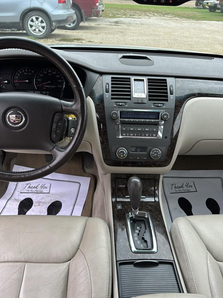 Cadillac DTS 4dr Sdn w/1SC 2009