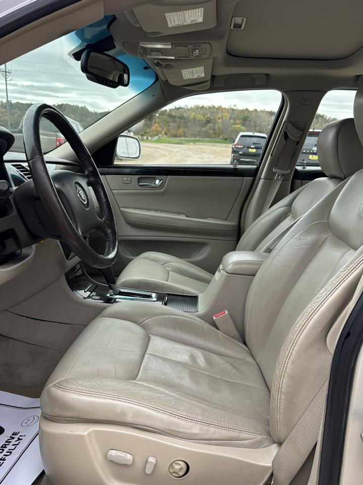 Cadillac DTS 4dr Sdn w/1SC 2009