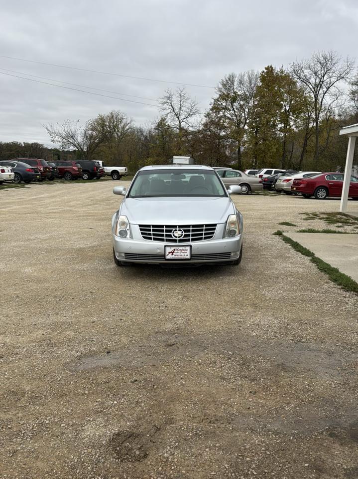Cadillac DTS 4dr Sdn w/1SC 2009