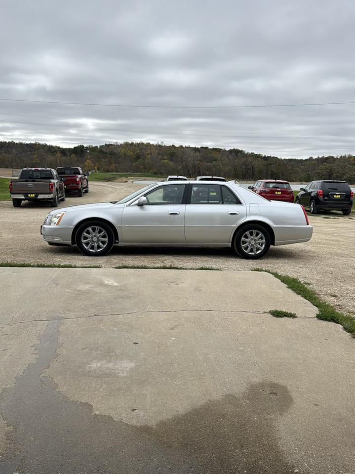 Cadillac DTS 4dr Sdn w/1SC 2009