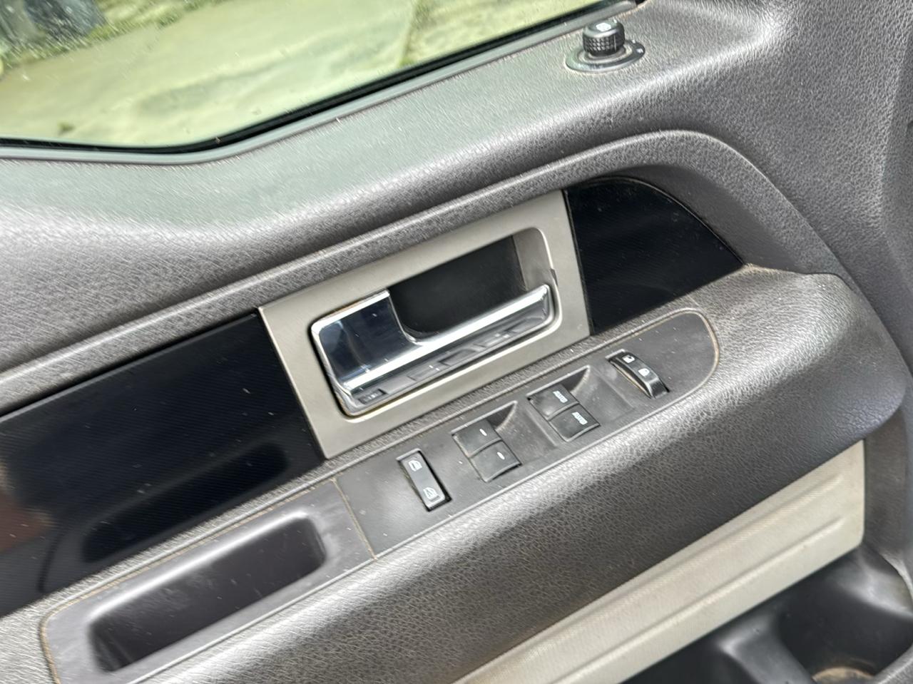 Ford F-150 FX4 SuperCrew 5.5-ft. Bed 4WD 2011