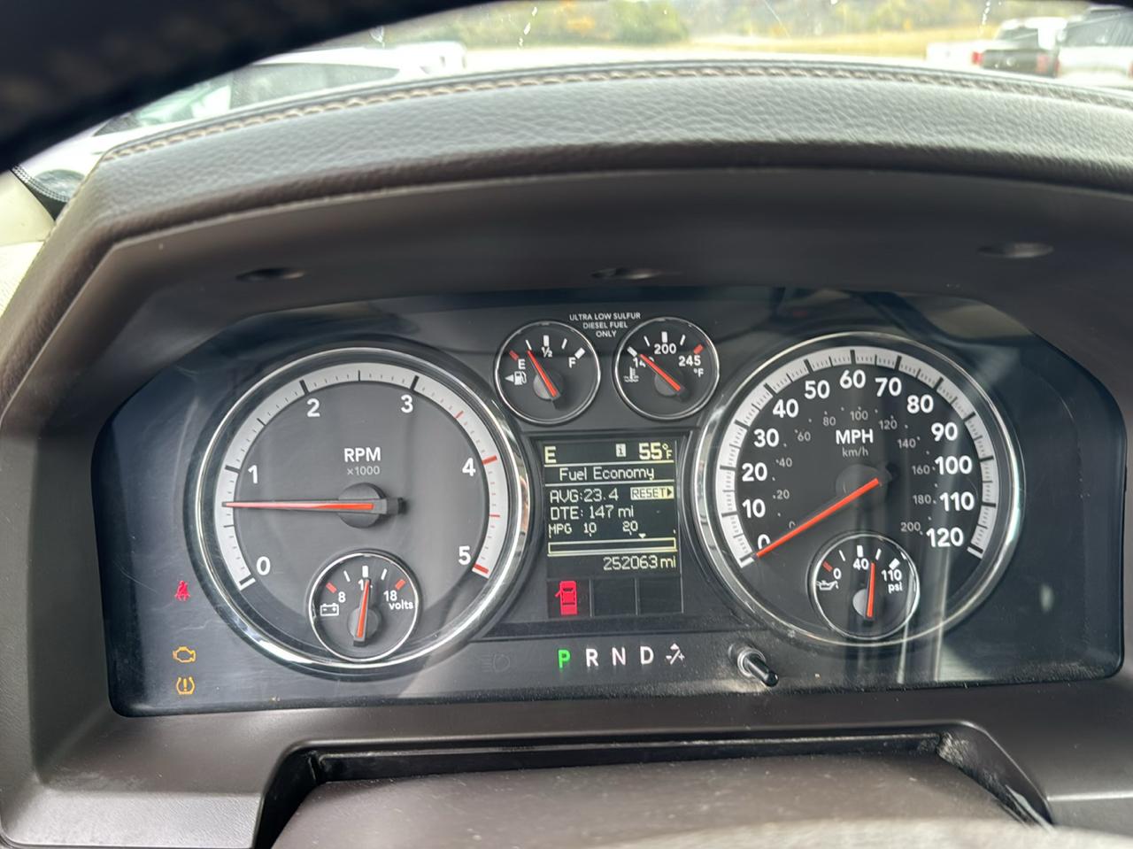 RAM 2500 4WD Mega Cab 160.5" Laramie 2011