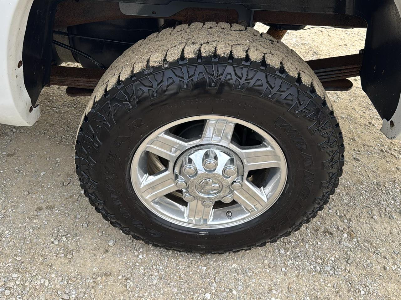 RAM 2500 4WD Mega Cab 160.5" Laramie 2011