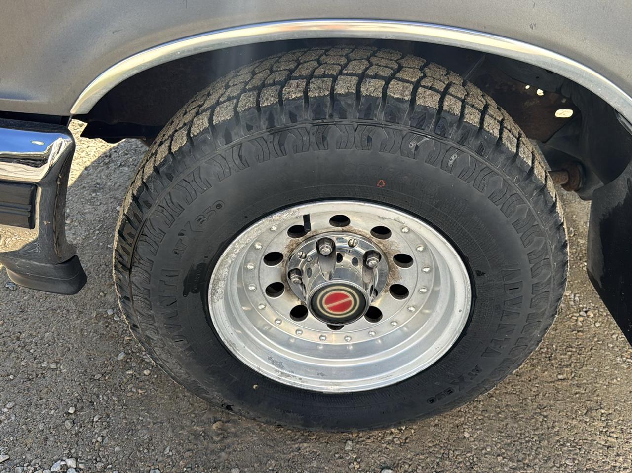 Ford F-150 Flareside 117" WB 1993