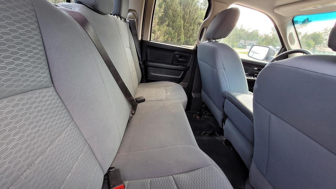RAM 1500 2WD Crew Cab 140.5" Tradesman 2016