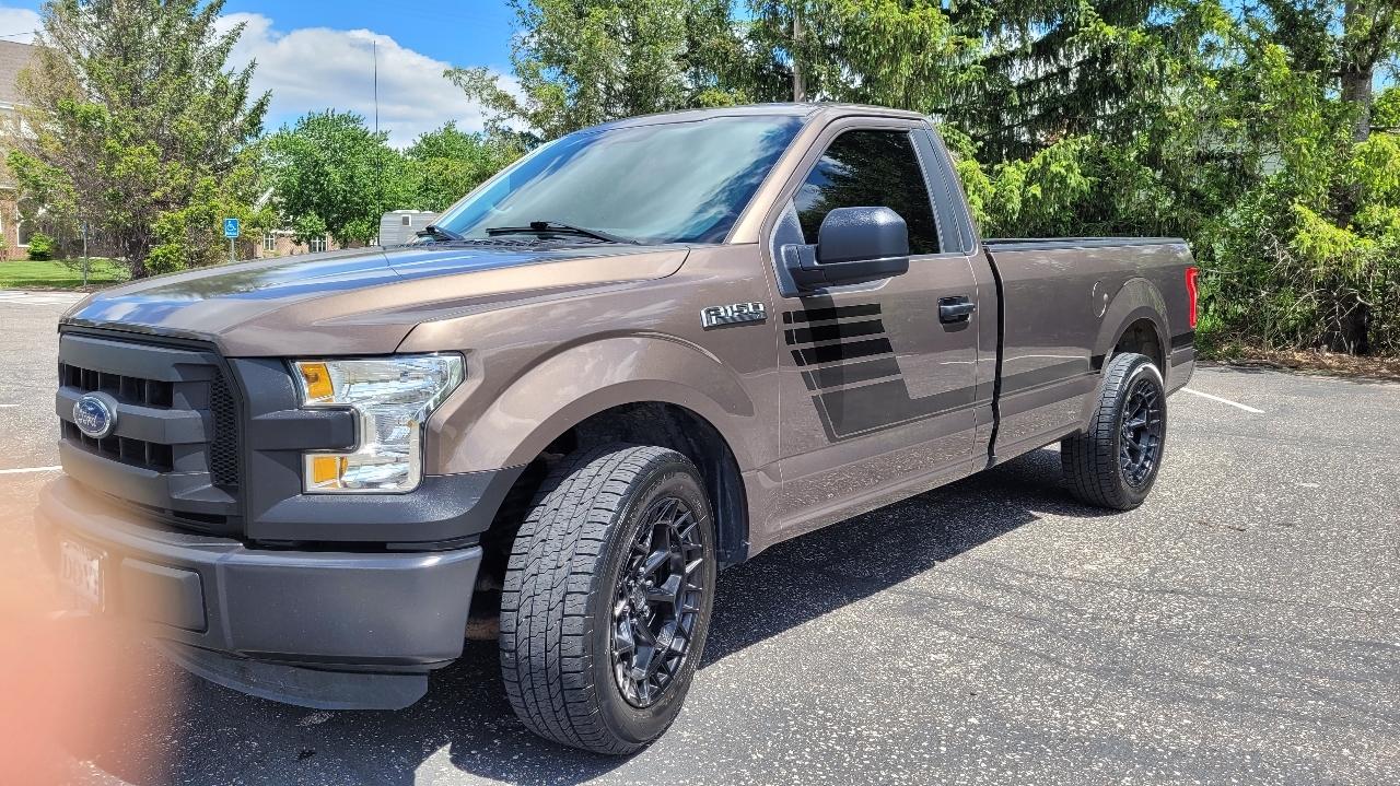 Ford F-150 2WD Reg Cab 141" XL 2015