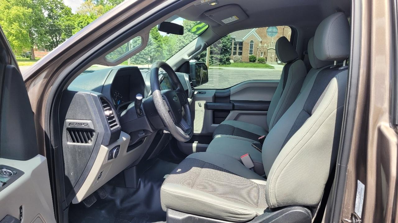 Ford F-150 2WD Reg Cab 141" XL 2015