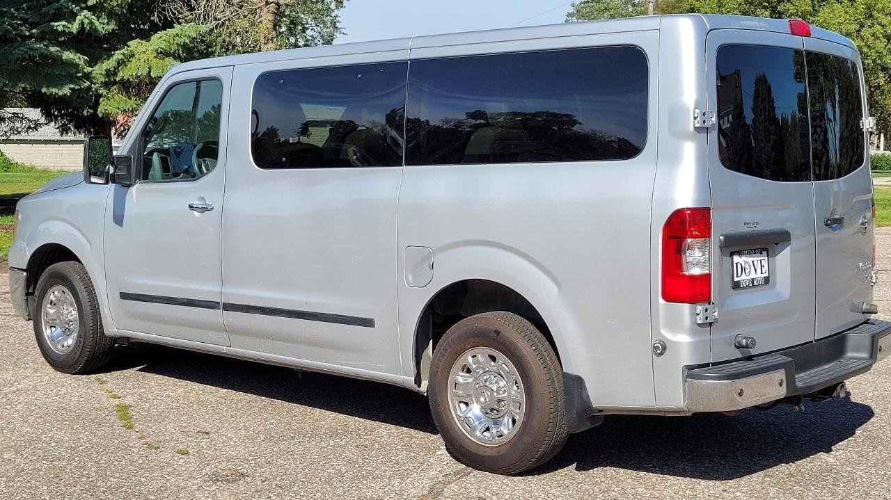 Nissan NV Passenger NV3500 HD SL V8 2019
