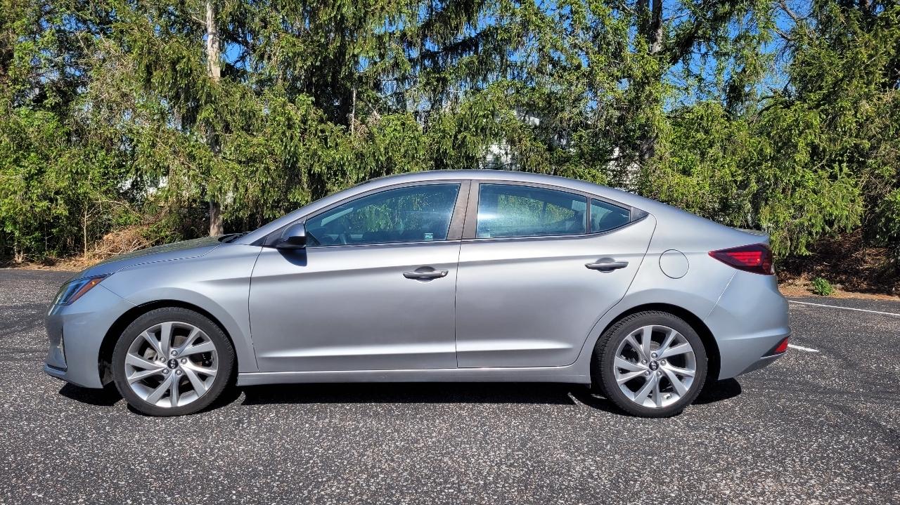 Hyundai Elantra SE IVT 2020