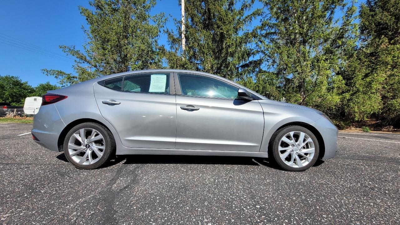Hyundai Elantra SE IVT 2020