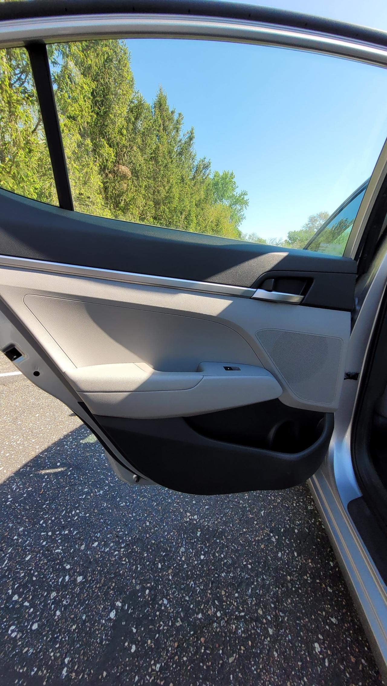 Hyundai Elantra SE IVT 2020