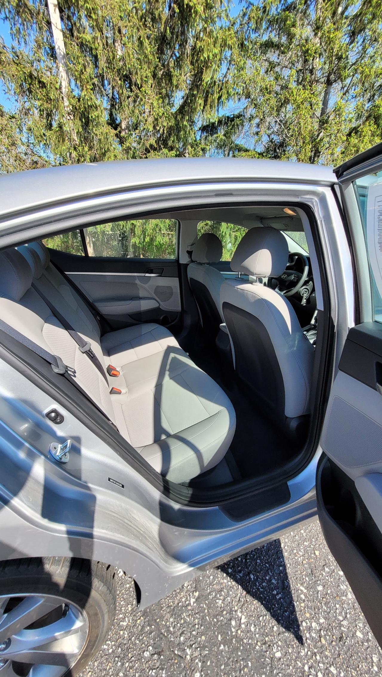 Hyundai Elantra SE IVT 2020