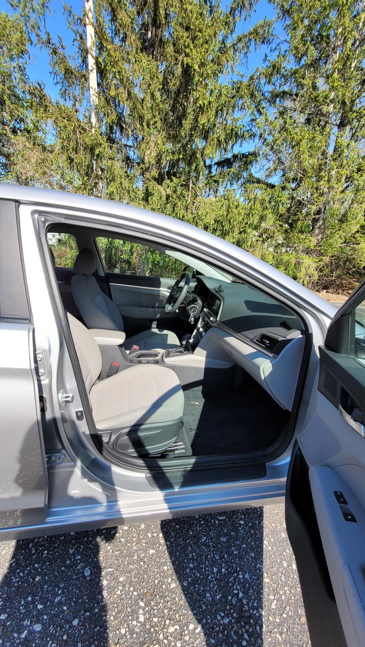 Hyundai Elantra SE IVT 2020
